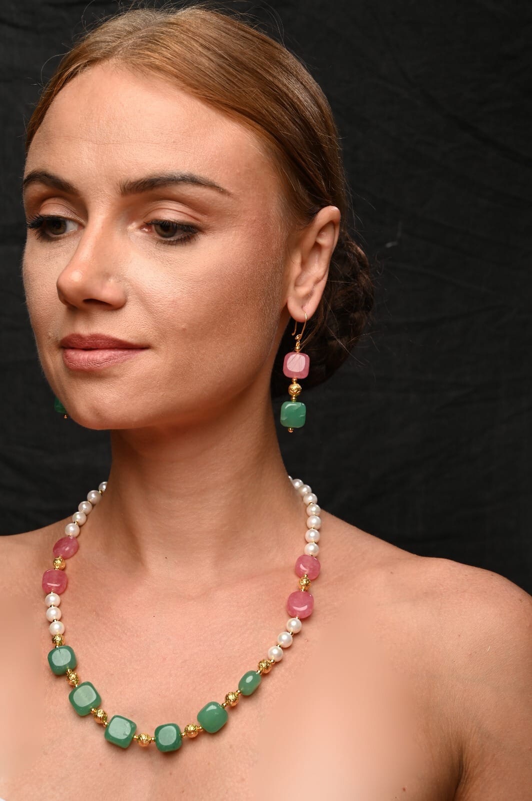 Emerald Blush Pearl Necklace